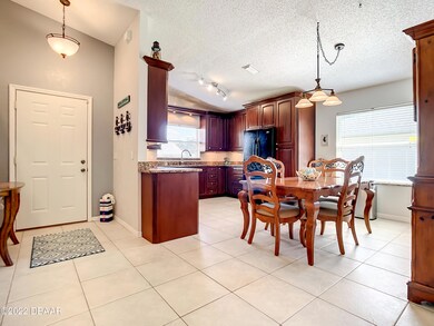 1425 Golf Avenue-13