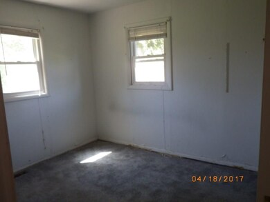 2303 E 22nd St, Muncie, IN 47302 - photo 7