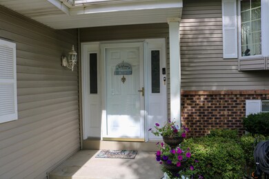 713 Heather Ct, Griffith, IN 46319 - photo 2