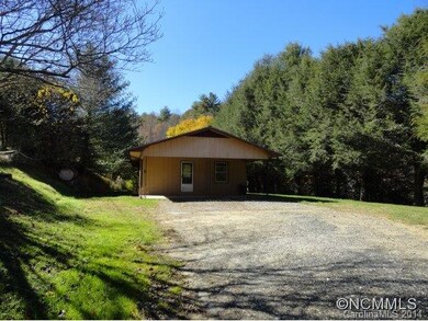 2921 W Us Highway 19e, Burnsville, NC 28714 - photo 2