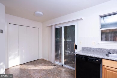 9526 Clocktower Ln, Columbia, MD 21046 - photo 6