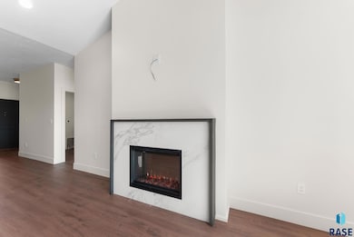 8309 E Sheridan Cir, Sioux Falls, SD 57110 - photo 5