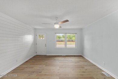 614 Henderson Dr, Jacksonville, NC 28540 - photo 6