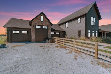 128 Emma Ln, Hohenwald, TN 38462 - photo 3