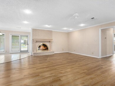 4436 Cartagena Dr, Fort Worth, TX 76133 - photo 6