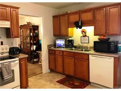 Kitchen open to Dining Room or Bonus Room