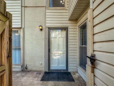 811 Red Bird Ln, Norman, OK 73072 - photo 4