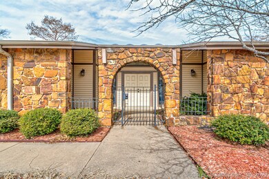 2524 Chapel Hill Rd, Bartlesville, OK 74006 - photo 2