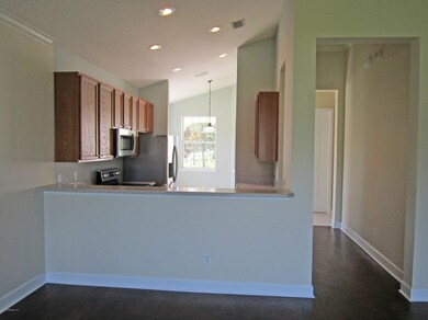 Hazelton Court 007