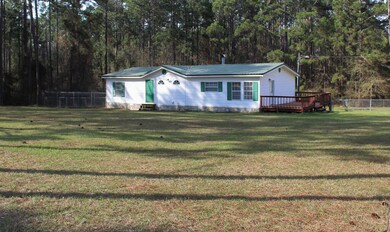 143 Pine Hill Cir, Enigma, GA 31749 - photo 4