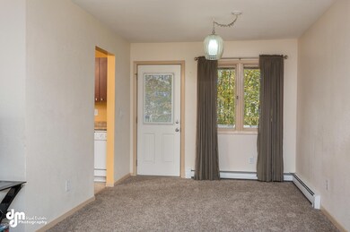 Dining Area 2284-FULL