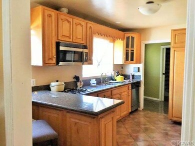 Front Unit Kitchen