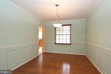 11710 Lord Philip Ct, Germantown, MD 20876 - photo 5