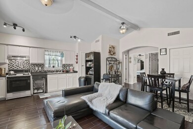 7912B N North Loop Dr, El Paso, TX 79915 - photo 7