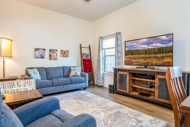 205 Comanche Dr, Lake Kiowa, TX 76240 - photo 7