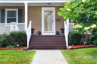 2 Apthorp Ave, Newport, RI 02840 - photo 5