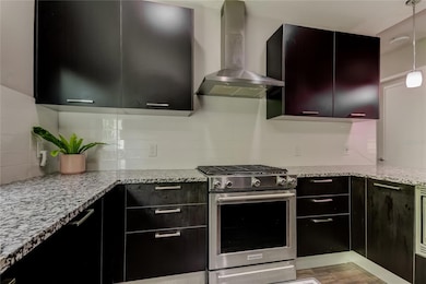 2511 N Grady Ave unit 78, Tampa, FL 33607 - photo 7