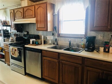 35765 Crescent Hill Rd, Osawatomie, KS 66064 - photo 6