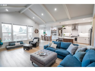 1035 S 33rd St, Springfield, OR 97478 - photo 3