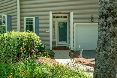 8 Kings Ransom Ln, Bedford, NH 03110 - photo 2