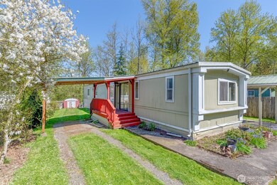 157 Camelot Dr, Castle Rock, WA 98611 - photo 2