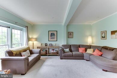 21233 Bunyan Cir, Germantown, MD 20876 - photo 2