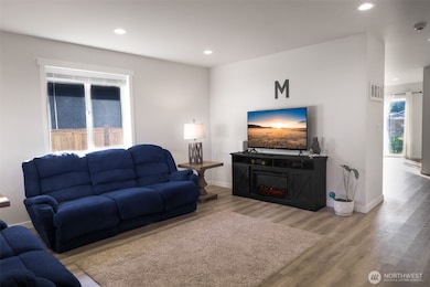 6311 Bearpaw Ct, Maple Falls, WA 98266 - photo 2