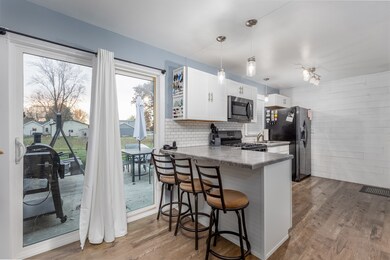 1409 Little Main St, Streator, IL 61364 - photo 4