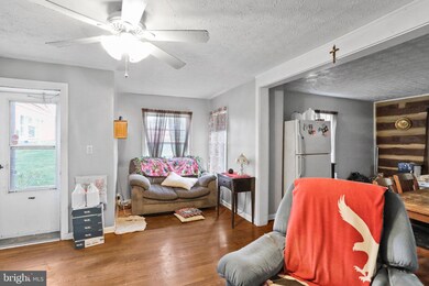 967 Winchester Grade Rd, Berkeley Springs, WV 25411 - photo 7