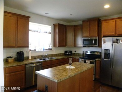 53 Chaucer Ln, Gerrardstown, WV 25420 - photo 5