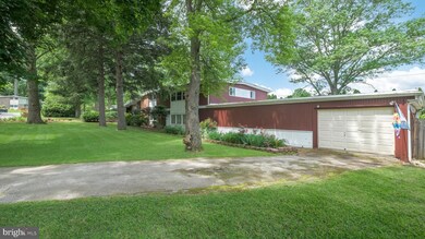 4101 Barberry Dr, Lafayette Hill, PA 19444 - photo 5