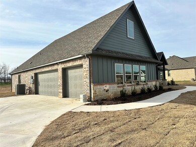 102 Moreland St, Paradise, TX 76073 - photo 4