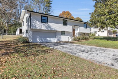 3-web-or-mls-122-hamel-dr