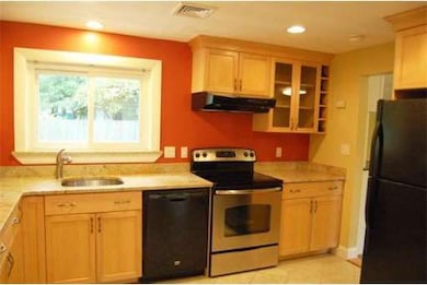 27 Edith Rd, Framingham, MA 01701 - photo 5