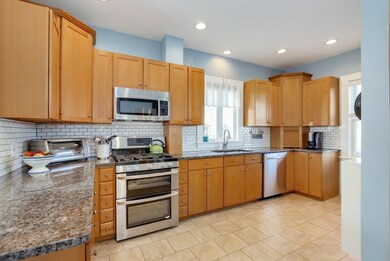 34 Crafts St, Waltham, MA 02453 - photo 7