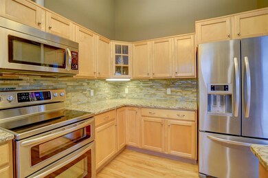 769 Leeward Ln, Oregon, WI 53575 - photo 6