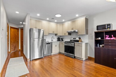263 North St unit 3, Boston, MA 02113 - photo 2
