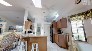 520 Periwinkle Dr, Sebastian, FL 32958 - photo 4