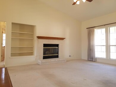 612 Paintbrush Hollow St, Fredericksburg, TX 78624 - photo 3