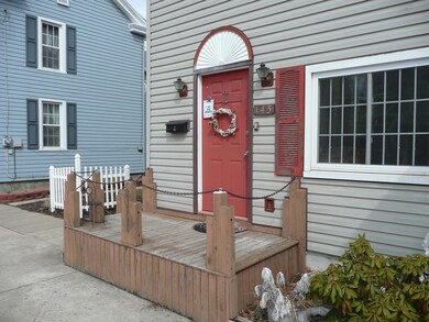 143 Lower Market St, Milton, PA 17847 - photo 3