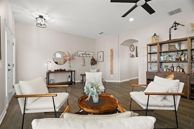 1216 Multiflora Loop, Lutz, FL 33558 - photo 5