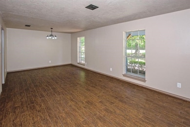 29907 Spring Forest Dr, Spring, TX 77386 - photo 6