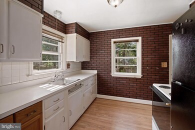 107 Meem Ave, Gaithersburg, MD 20877 - photo 3