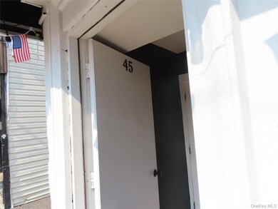 45 Deer Park Ave unit 2nd fl, Babylon, NY 11702 - photo 2