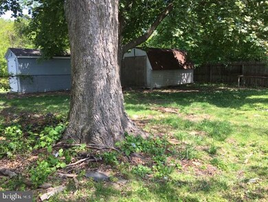 715 Maryland Ave, Essex, MD 21221 - photo 6