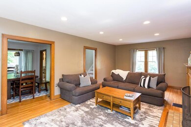 Livingroom2