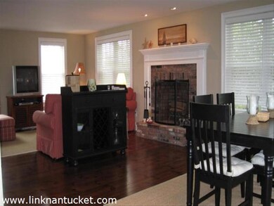 Living Room/Dining Room