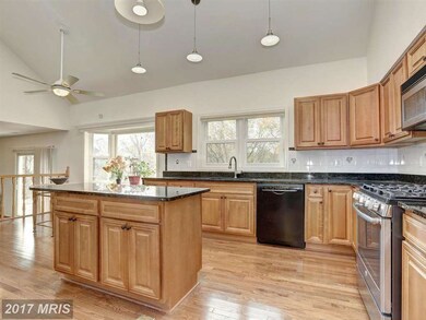 15534 Ambiance Dr, North Potomac, MD 20878 - photo 5