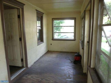 47 Main St, Swedesboro, NJ 08085 - photo 3