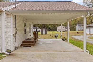 9842 Walnut St, Soddy Daisy, TN 37379 - photo 4